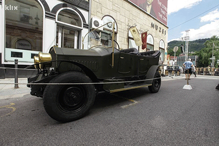 U Sarajevu izložena replika automobila Franca Ferdinanda U Sarajevu izložena replika automobila Franca Ferdinanda