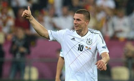 Podolski propušta Alžir Podolski propušta Alžir