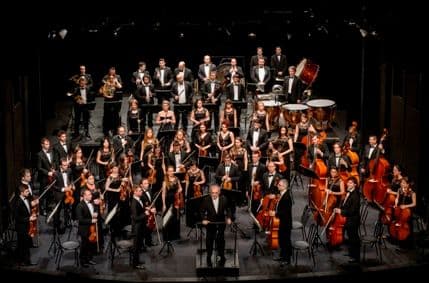 Koncert CSO na Ljetnjoj pozornici u Tivtu Koncert CSO na Ljetnjoj pozornici u Tivtu