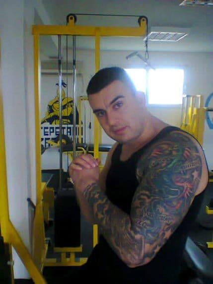 U pucnjavi u lokalu „Cheers“ ranjen Radoslav Gile Stanišić U pucnjavi u lokalu „Cheers“ ranjen Radoslav Gile Stanišić