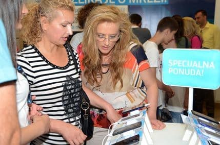 Telenor otvorio redizajniranu prodavnicu u centru Nikšića Telenor otvorio redizajniranu prodavnicu u centru Nikšića