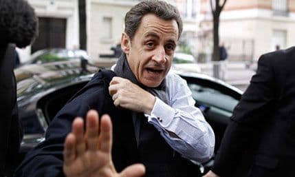 Sarkozi u pritvoru zbog zloupotrebe položaja Sarkozi u pritvoru zbog zloupotrebe položaja