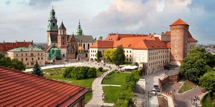 Turisti evakuisani zbog bombe Turisti evakuisani zbog bombe