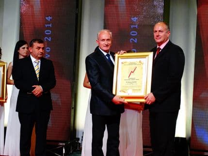 Nebojša Kavarić dobitnik priznanja “Najmenadžer” Nebojša Kavarić dobitnik priznanja “Najmenadžer”