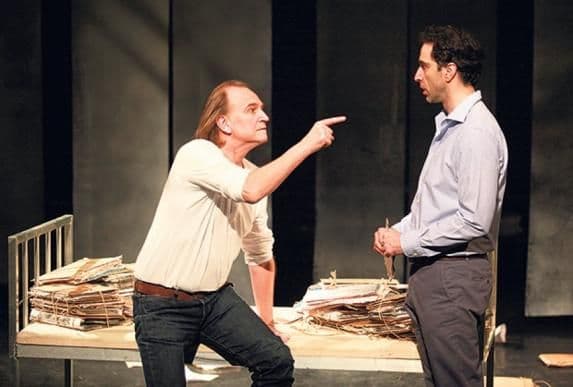 „Mali mi je ovaj grob“ na sceni budvanskog Grad teatra „Mali mi je ovaj grob“ na sceni budvanskog Grad teatra