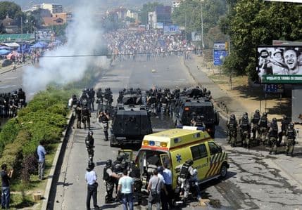 Svijet poziva na mir u Skoplju Svijet poziva na mir u Skoplju