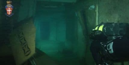 VIDEO: Jezivi snimci iz potopljene Kosta Konkordije VIDEO: Jezivi snimci iz potopljene Kosta Konkordije