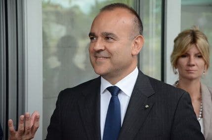 DEL MONAKO: U ime ambasadora EU, kazao sam Đukanoviću da Crnu Goru želimo za stolom ne kao gosta, već kao 29. člana DEL MONAKO: U ime ambasadora EU, kazao sam Đukanoviću da Crnu Goru želimo za stolom ne kao gosta, već kao 29. člana