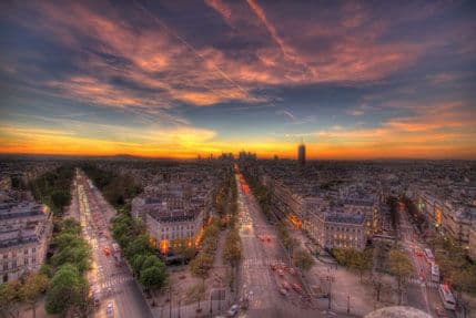 Jelisejska polja samo za pješake Jelisejska polja samo za pješake