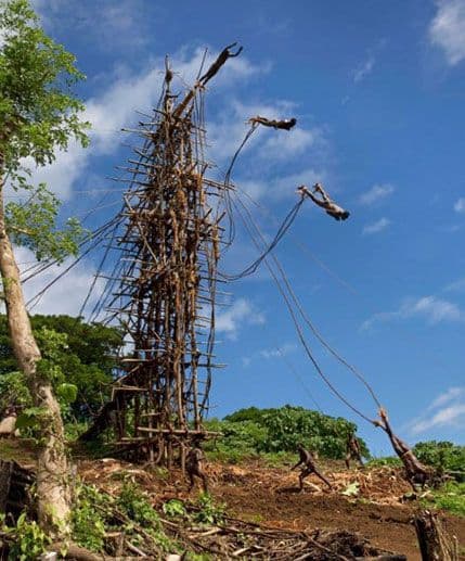 Od ovog drevnog plemenskog običaja zavrtjeće vam se u glavi Od ovog drevnog plemenskog običaja zavrtjeće vam se u glavi
