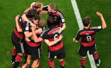 Nesta tvrdi: Njemačka osvaja! Nesta tvrdi: Njemačka osvaja!