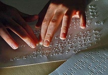 Sporovi zbog deklaracije na Brajevom pismu Sporovi zbog deklaracije na Brajevom pismu