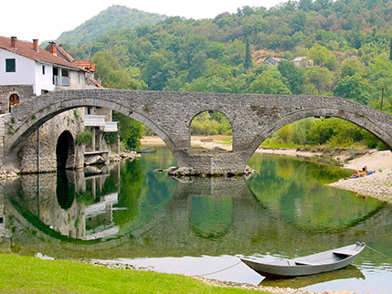 Rijeka Crnojevića od sjutra domaćin skupa „Stari most govori“ Rijeka Crnojevića od sjutra domaćin skupa „Stari most govori“