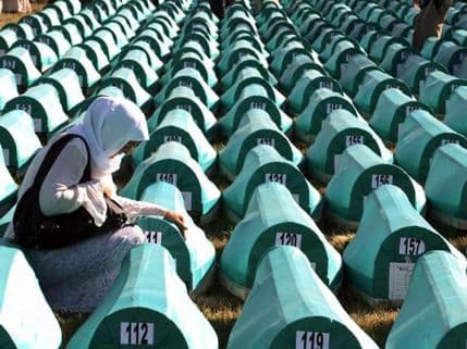 FBiH: Zatvorska kazna za negiranje genocida u Srebrenici FBiH: Zatvorska kazna za negiranje genocida u Srebrenici