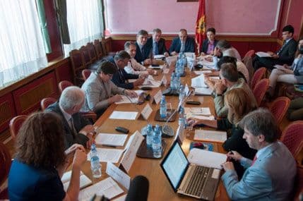 Radna grupa da radi na zakonu o sprečavanju korupcije Radna grupa da radi na zakonu o sprečavanju korupcije