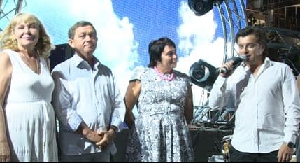 VIDEO: Uručeni ključevi prvim kupcima vila u kompleksu Dukley Gardens VIDEO: Uručeni ključevi prvim kupcima vila u kompleksu Dukley Gardens