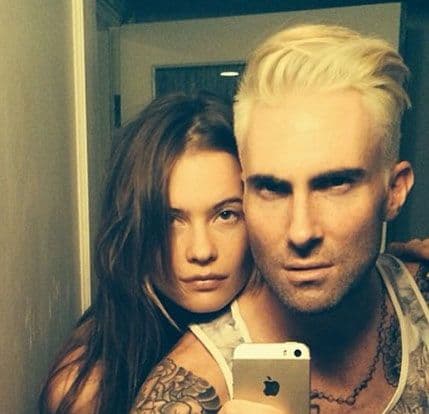 Adam Levin stao na ludi kamen Adam Levin stao na ludi kamen