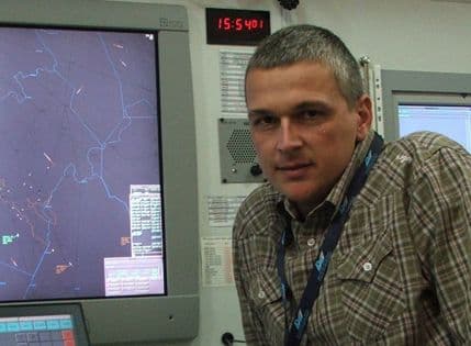 ČAPUNOVIĆ: Na radaru se sve jasno vidi, nemoguće zamijeniti civilni sa vojnim avionom ČAPUNOVIĆ: Na radaru se sve jasno vidi, nemoguće zamijeniti civilni sa vojnim avionom