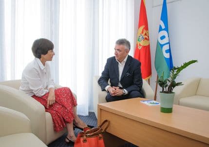 Vlahović- Brimo: Pristupanje NATO i EU usko povezani procesi Vlahović- Brimo: Pristupanje NATO i EU usko povezani procesi