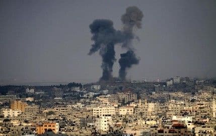 U Gazi broj poginulih povećan na 635, ranjenih na 4.000 U Gazi broj poginulih povećan na 635, ranjenih na 4.000