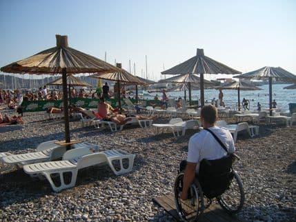 SUP: Nepristupačne plaže za osobe s invaliditetom SUP: Nepristupačne plaže za osobe s invaliditetom