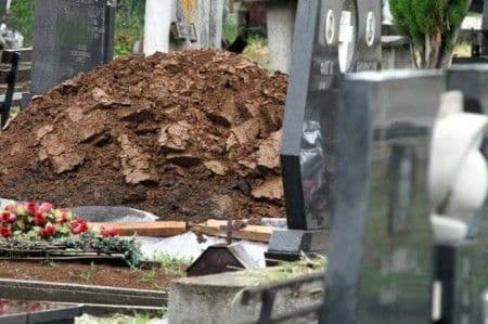 Vrnjačka Banja: Umjesto plata radnicima nude-grobnice Vrnjačka Banja: Umjesto plata radnicima nude-grobnice