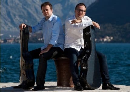 KOTOR ART: Bah u izvođenju Crnogorskog gitarističkog dua KOTOR ART: Bah u izvođenju Crnogorskog gitarističkog dua