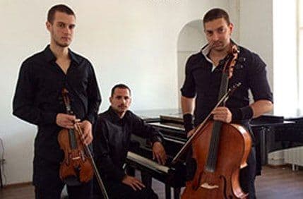 BARSKI LJETOPIS: Koncert trija Pavličić-Pejović-Novak i komad "Tektonika osjećanja" BARSKI LJETOPIS: Koncert trija Pavličić-Pejović-Novak i komad "Tektonika osjećanja"