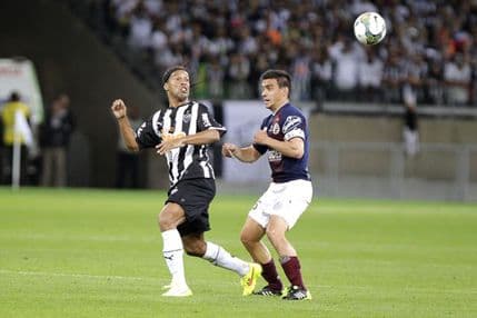 Ronaldinjo slobodan igrač, ide u Boku? Ronaldinjo slobodan igrač, ide u Boku?