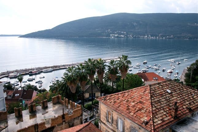 Nevrijeme u Herceg Novom: Voda nosila sve pred sobom Nevrijeme u Herceg Novom: Voda nosila sve pred sobom