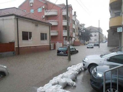 U Požarevcu vanredna situacija zbog kiše koja pada 14 sati U Požarevcu vanredna situacija zbog kiše koja pada 14 sati