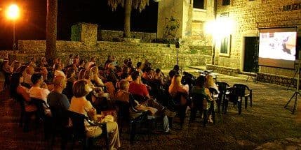 MFF: "Neposlušni" i "Čudesa" na Kanli kuli MFF: "Neposlušni" i "Čudesa" na Kanli kuli