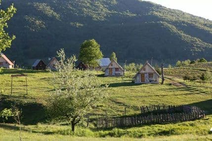 Takmičenje u izležavanju: U igri još šest takmičara Takmičenje u izležavanju: U igri još šest takmičara