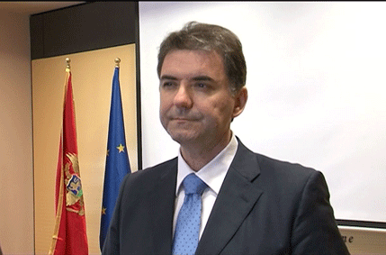 IVANOVIĆ: Poljoprivredni krediti ne mogu biti klasični komercijalni krediti (VIDEO) IVANOVIĆ: Poljoprivredni krediti ne mogu biti klasični komercijalni krediti (VIDEO)