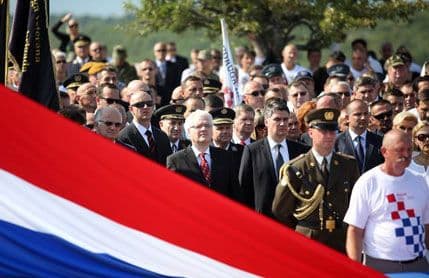 Milanović i Josipović izviždani na obilježavanju Dana pobjede Milanović i Josipović izviždani na obilježavanju Dana pobjede