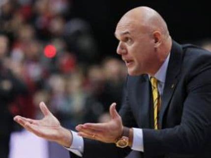 Spahija pomoćni trener Atlanta Hoksa Spahija pomoćni trener Atlanta Hoksa