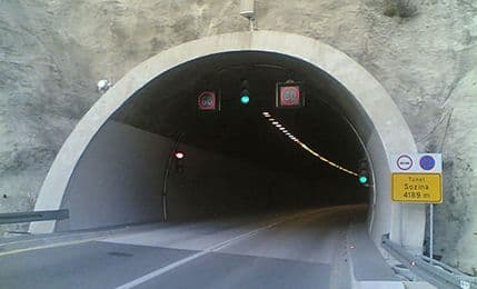 Kroz tunel prošlo 1,77 miliona vozila, naplaćeno šest miliona eura Kroz tunel prošlo 1,77 miliona vozila, naplaćeno šest miliona eura