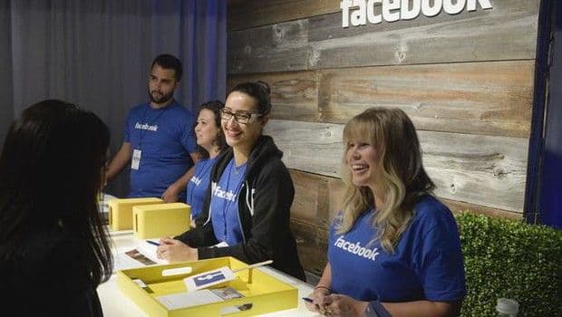 Zašto zaposleni u Facebooku vole Marka Zakerberga Zašto zaposleni u Facebooku vole Marka Zakerberga