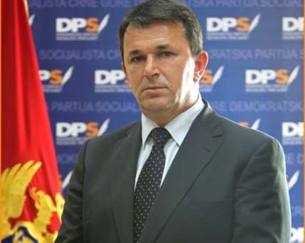 VUČELIĆ: Otvoreni smo za nove razgovore sa SDP-om VUČELIĆ: Otvoreni smo za nove razgovore sa SDP-om