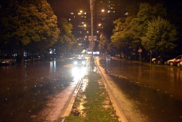 Poplavljeno nekoliko gradova u BiH Poplavljeno nekoliko gradova u BiH