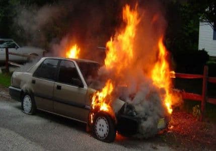 Izgorjela dva automobila u Budvi Izgorjela dva automobila u Budvi