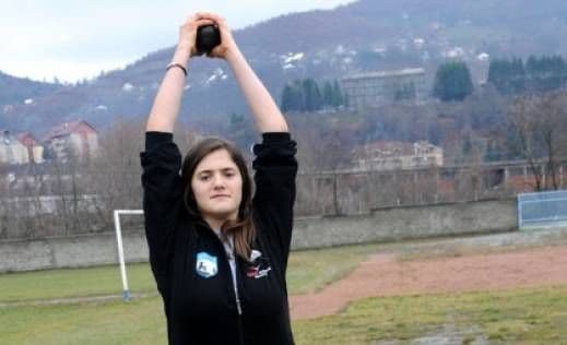 Kristina Rakočević postavila novi rekord Crne Gore u bacanju kugle Kristina Rakočević postavila novi rekord Crne Gore u bacanju kugle