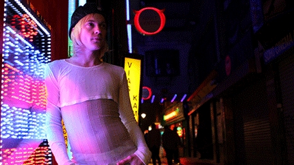 Gej eskort iz Londona tvrdi da zarađuje više od britanskog premijera Gej eskort iz Londona tvrdi da zarađuje više od britanskog premijera