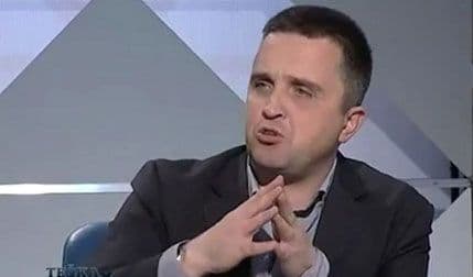 VUČIĆEVIĆ: Knežević nema pravo da pokušava da gasi medije VUČIĆEVIĆ: Knežević nema pravo da pokušava da gasi medije