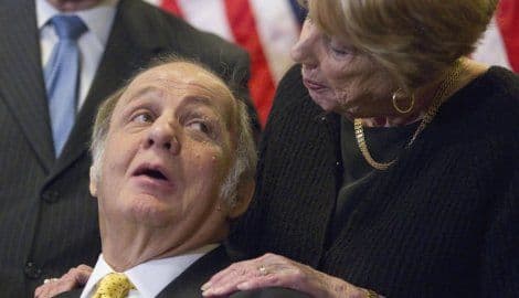 Upucan 1981, umro 2014. Upucan 1981, umro 2014.