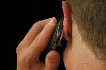Dobio bivši broj telefona general pukovnika, pa mu slali vojne informacije
