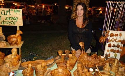 Izložba domaće radinosti u Baru (FOTO) Izložba domaće radinosti u Baru (FOTO)