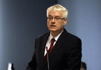 Josipović: Mudra odluka o ćirilici Josipović: Mudra odluka o ćirilici