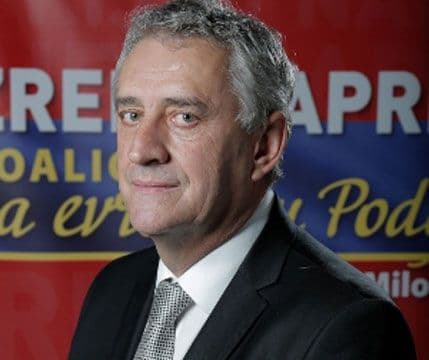 VUJOŠEVIĆ: Vučelić legitimno obavlja posao, DF obmanjuje javnost VUJOŠEVIĆ: Vučelić legitimno obavlja posao, DF obmanjuje javnost