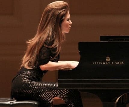 Koncert Lole Astanove u Porto Montenegru Koncert Lole Astanove u Porto Montenegru